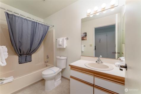 1 Tennis 651-e2 Manson WA 98831