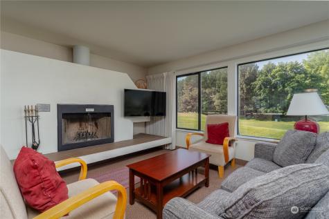 1 Tennis 651-e2 Manson WA 98831