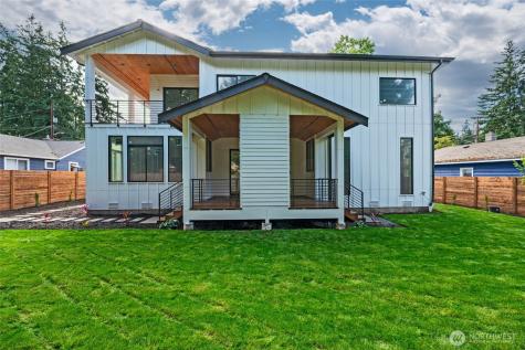 17526 Fremont Avenue N Shoreline WA 98133