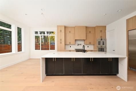 17526 Fremont Avenue N Shoreline WA 98133