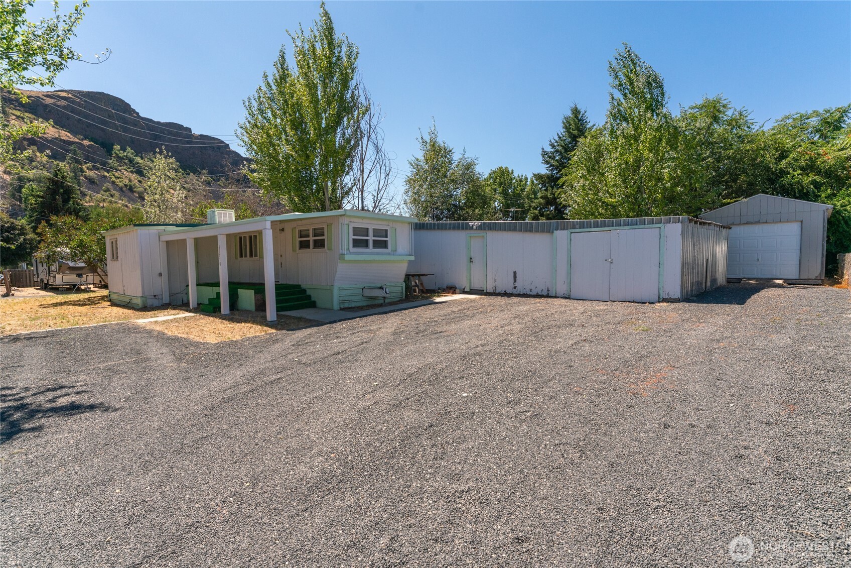 57970 Yakima Street NE Grand Coulee WA 99133