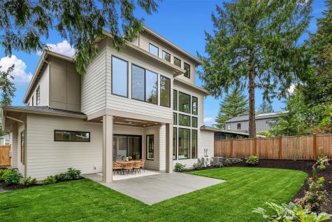 1032 107th Avenue SE Bellevue WA 98004