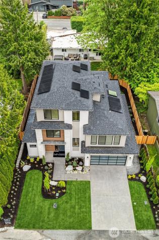 1032 107th Avenue SE Bellevue WA 98004