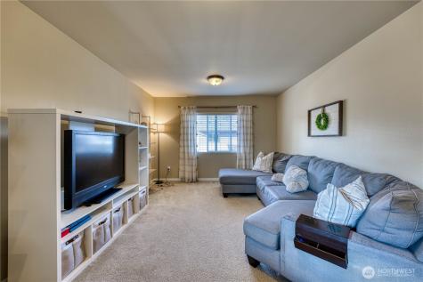 3523 181st Street E Tacoma WA 98446
