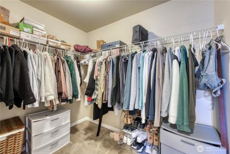 3523 181st Street E Tacoma WA 98446