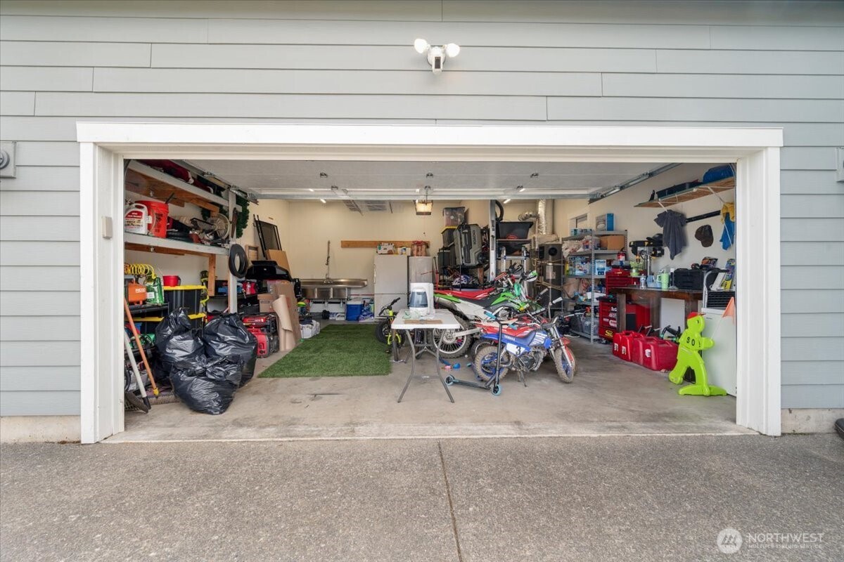 171 9th St NW Carbonado WA 98323