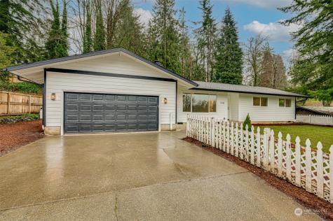 118 W Canyon View Drive Longview WA 98632