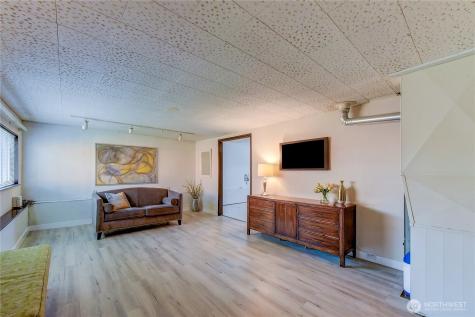 610 27th Avenue E Seattle WA 98112