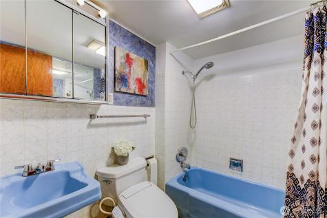 610 27th Avenue E Seattle WA 98112