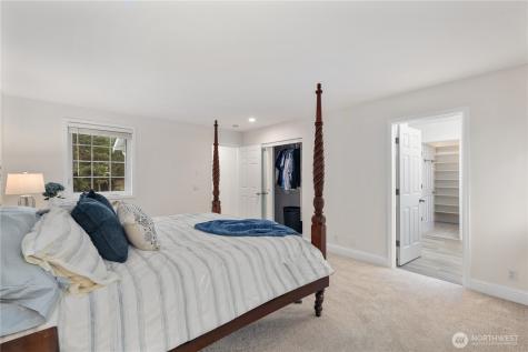 1870 W Cloud Way Oak Harbor WA 98277