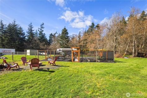 1870 W Cloud Way Oak Harbor WA 98277
