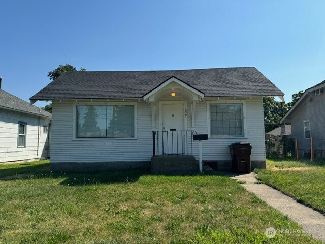 609 S 16th Avenue Yakima WA 98902