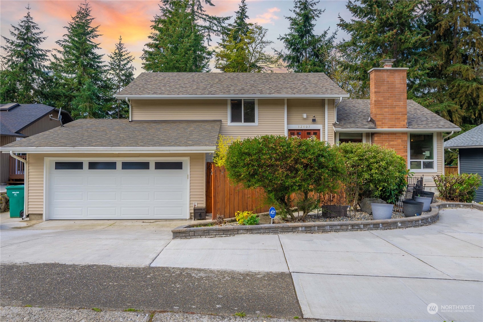 32407 6th Avenue SW Federal Way WA 98023