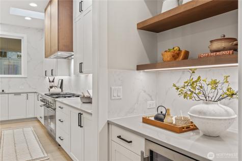 1606 146th Avenue SE Bellevue WA 98007