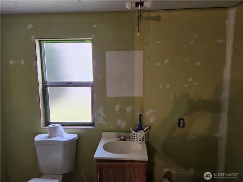208 Burma Road Castle Rock WA 98611