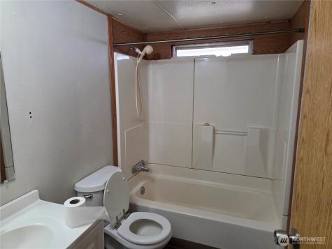 208 Burma Road Castle Rock WA 98611