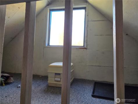 208 Burma Road Castle Rock WA 98611