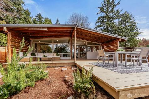 15863 15TH Shoreline WA 98155