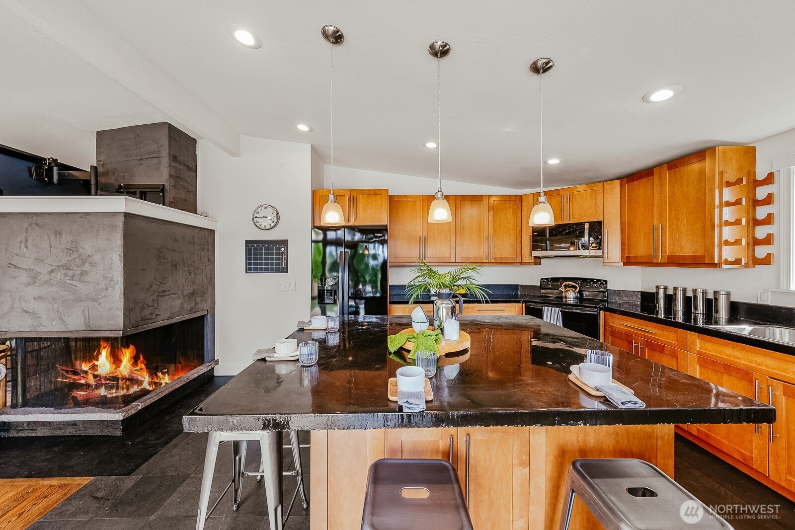 15863 15th Avenue NE Shoreline WA 98155