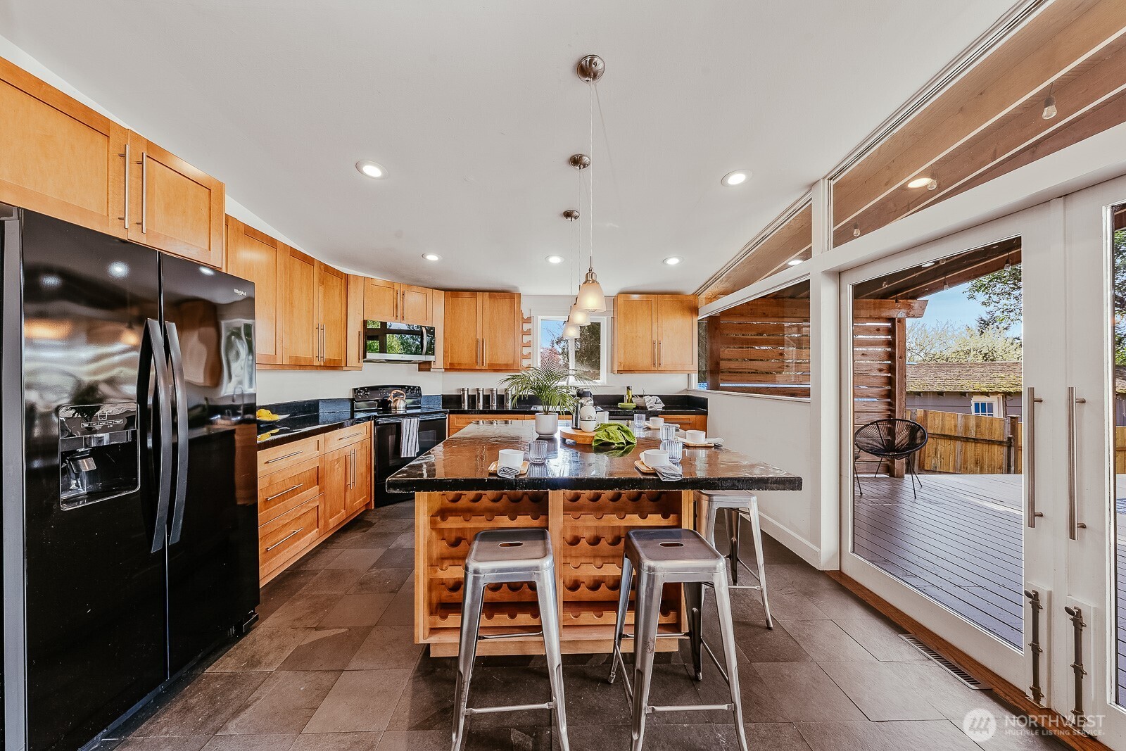 15863 15th Avenue NE Shoreline WA 98155