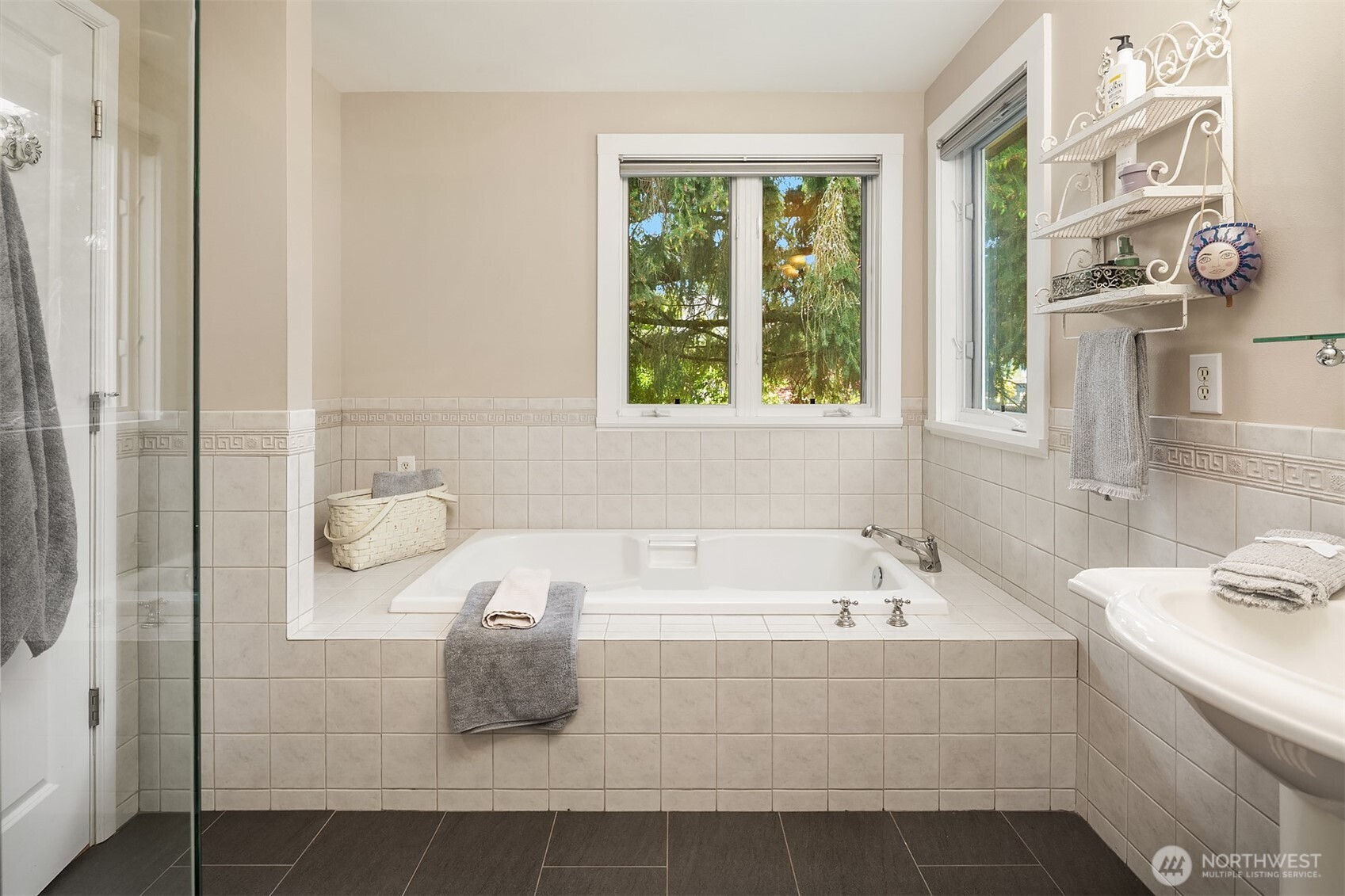 7732 195th Street SW Edmonds WA 98026