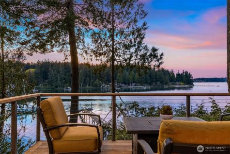 6518 NE Monte Vista Drive Bainbridge Island WA 98110