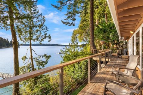 6518 NE Monte Vista Drive Bainbridge Island WA 98110