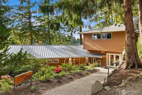 6518 NE Monte Vista Drive Bainbridge Island WA 98110