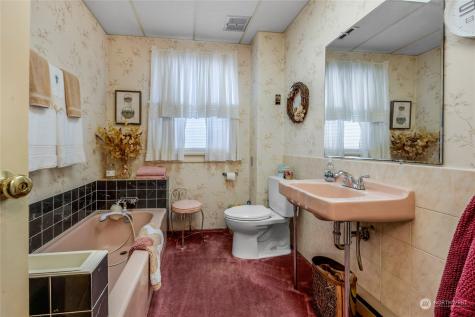 1932 Rucker Avenue Everett WA 98201