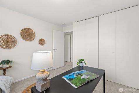 410 214th Street SW Bothell WA 98021