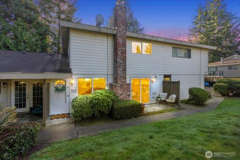 410 214th Street SW Bothell WA 98021