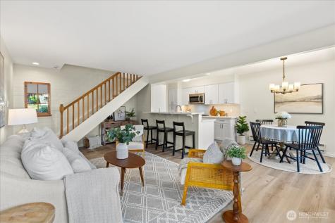 410 214th Street SW Bothell WA 98021