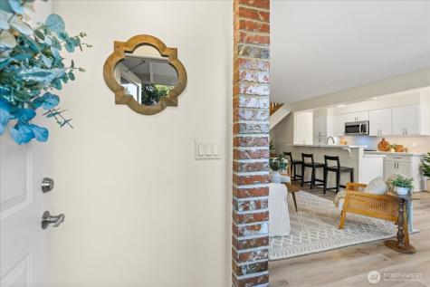 410 214th Street SW Bothell WA 98021