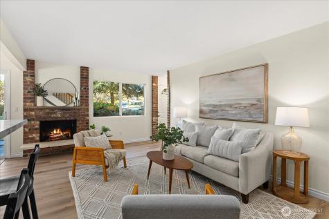 410 214th Street SW Bothell WA 98021