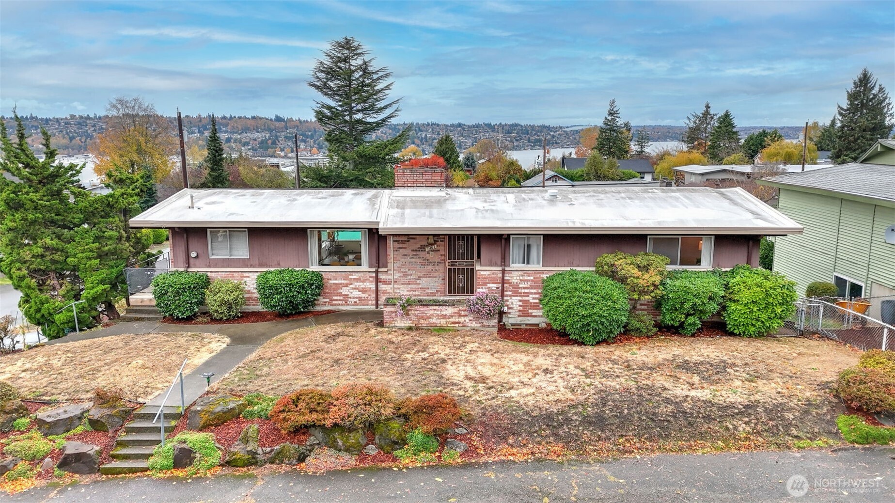 1401 Lincoln Avenue NE Renton WA 98056