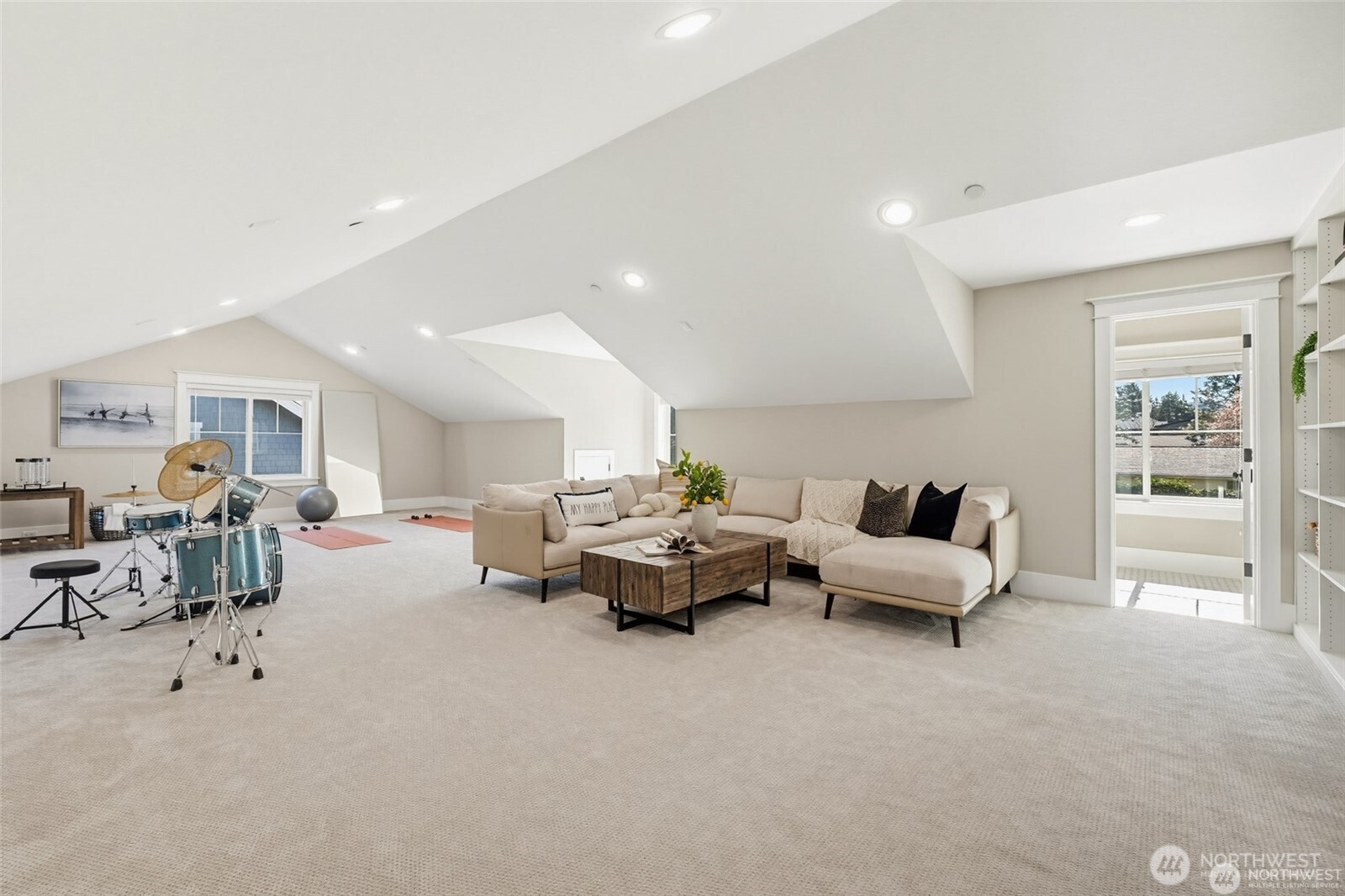 10610 NE 28th Street Bellevue WA 98004
