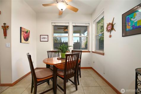 965 Chestnut Loop Mount Vernon WA 98274