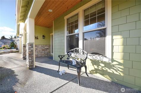965 Chestnut Loop Mount Vernon WA 98274