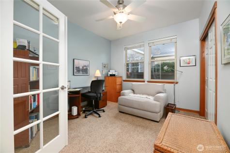 965 Chestnut Loop Mount Vernon WA 98274