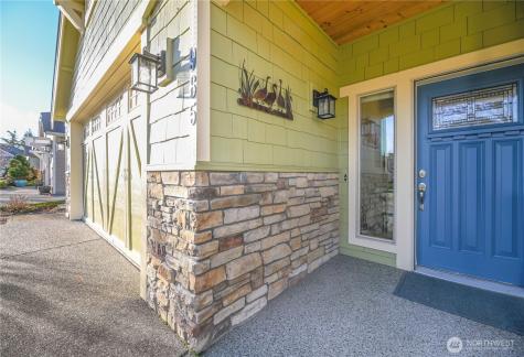 965 Chestnut Loop Mount Vernon WA 98274
