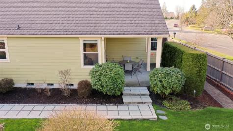 965 Chestnut Loop Mount Vernon WA 98274