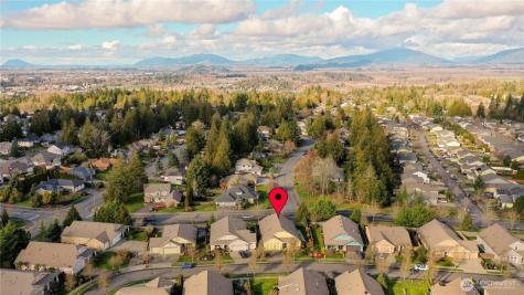 965 Chestnut Loop Mount Vernon WA 98274