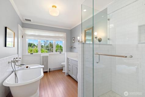 511 33rd Avenue Seattle WA 98122