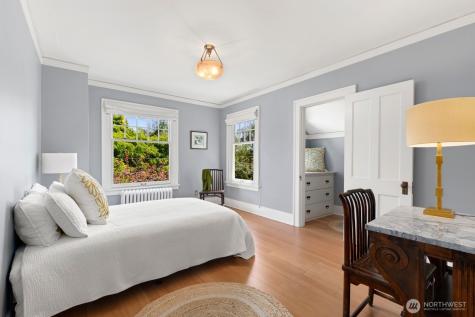 511 33rd Avenue Seattle WA 98122