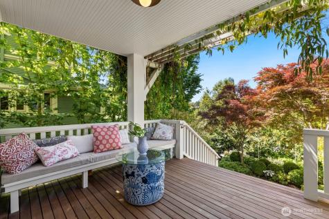 511 33rd Avenue Seattle WA 98122
