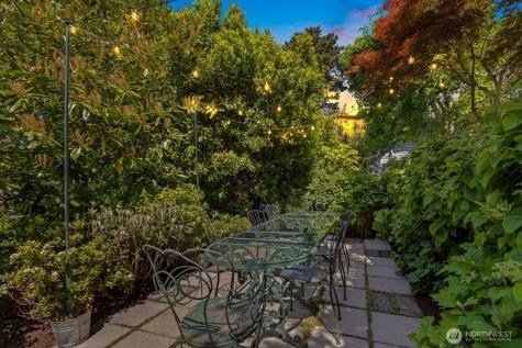 511 33rd Avenue Seattle WA 98122