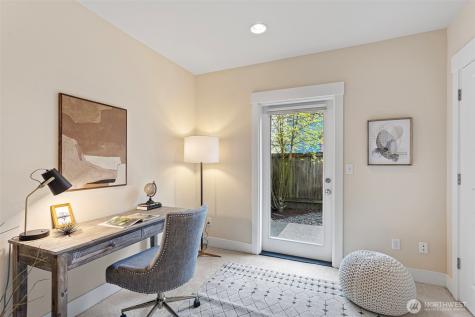 9501 Interlake Avenue N Seattle WA 98103