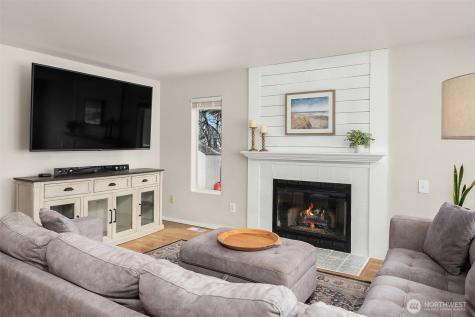12008 SE 218th Place Kent WA 98031