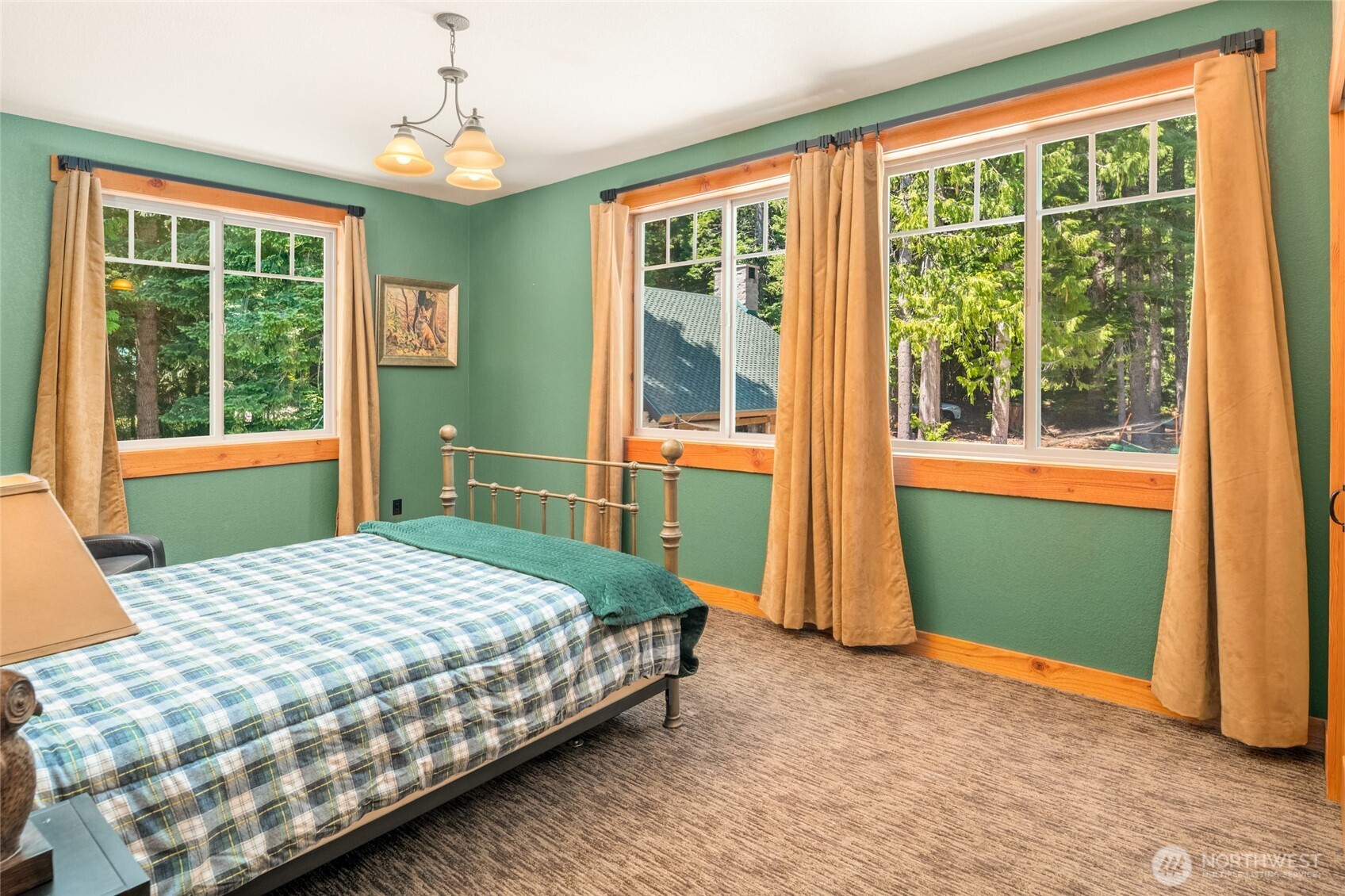 4422 Kachess Lake Road Easton WA 98925