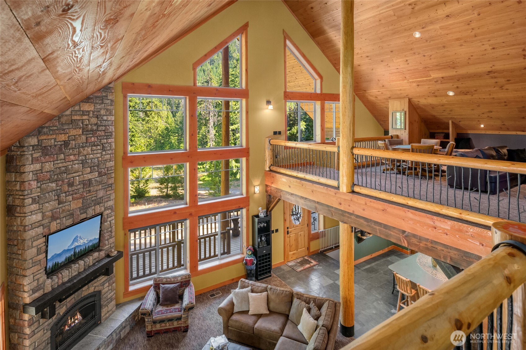 4422 Kachess Lake Road Easton WA 98925